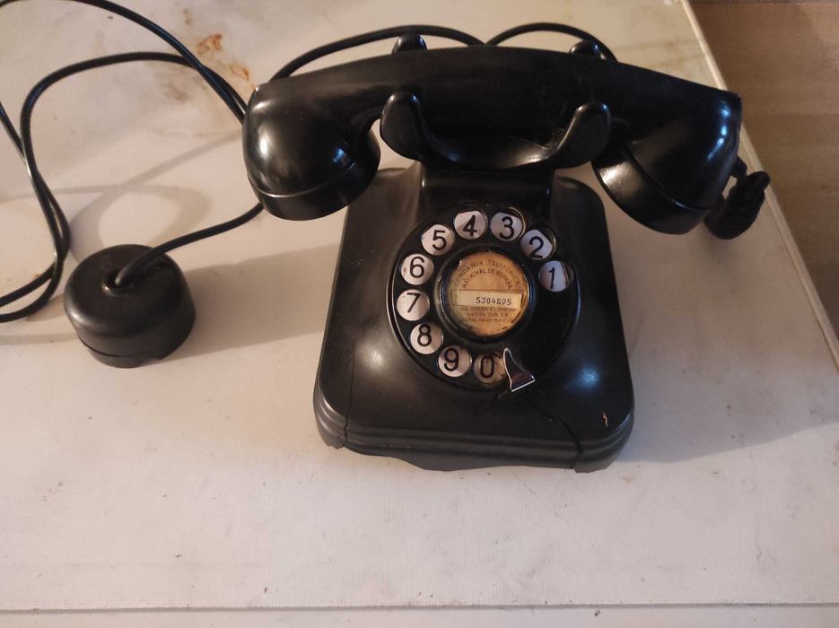 Мебели внесени от Испания