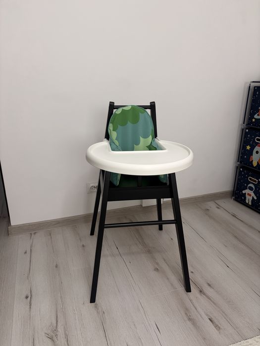 Scaun nou de masa bebelusi