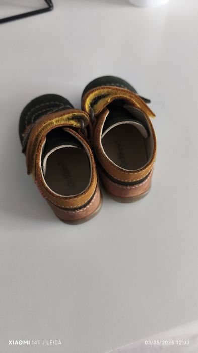 Papucei Kickers mărime 20