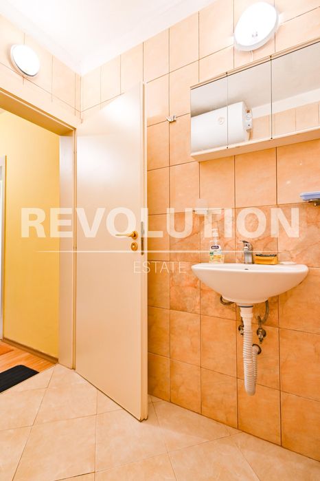 Дава се под наем Двустаен апартамент в София, Стрелбище - 75 кв.м за 598.23 € - Снимка #8