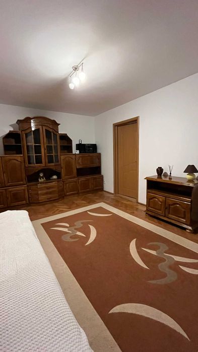 Inchiriere apartament