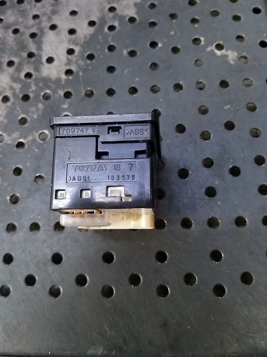 Buton reglaj oglinzi toyota rav 4 3 a3 769747c