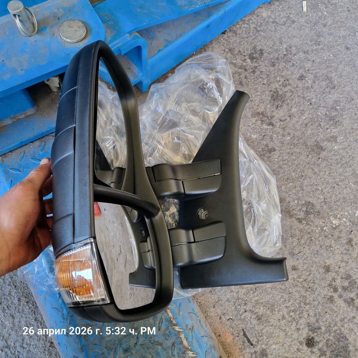 Ново ляво огледало за iveco