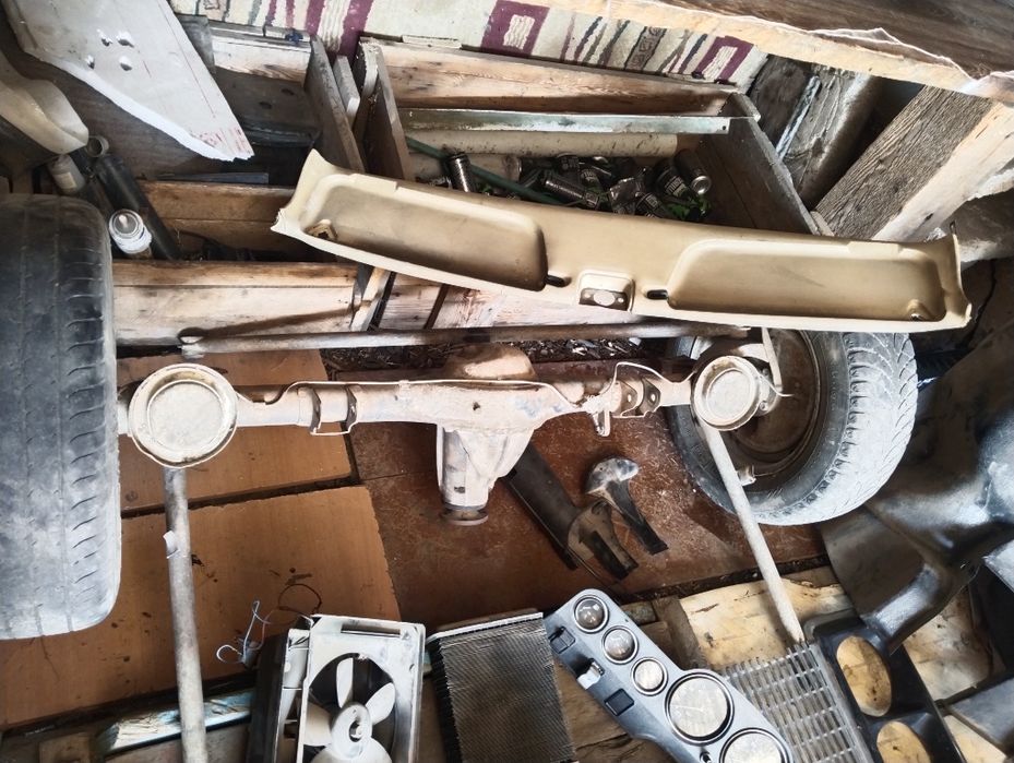 Продам запчасти все есть