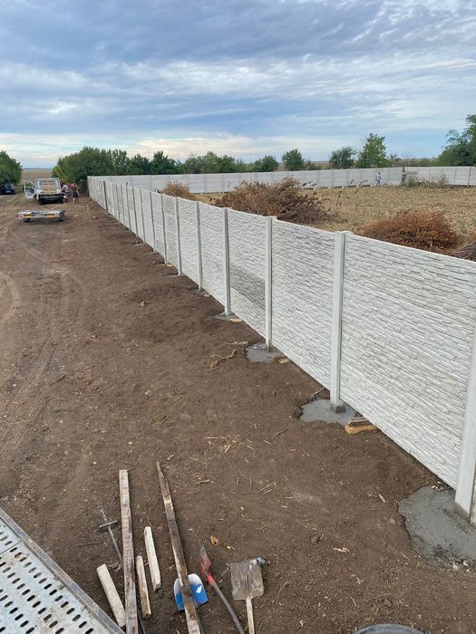 Garduri beton armat