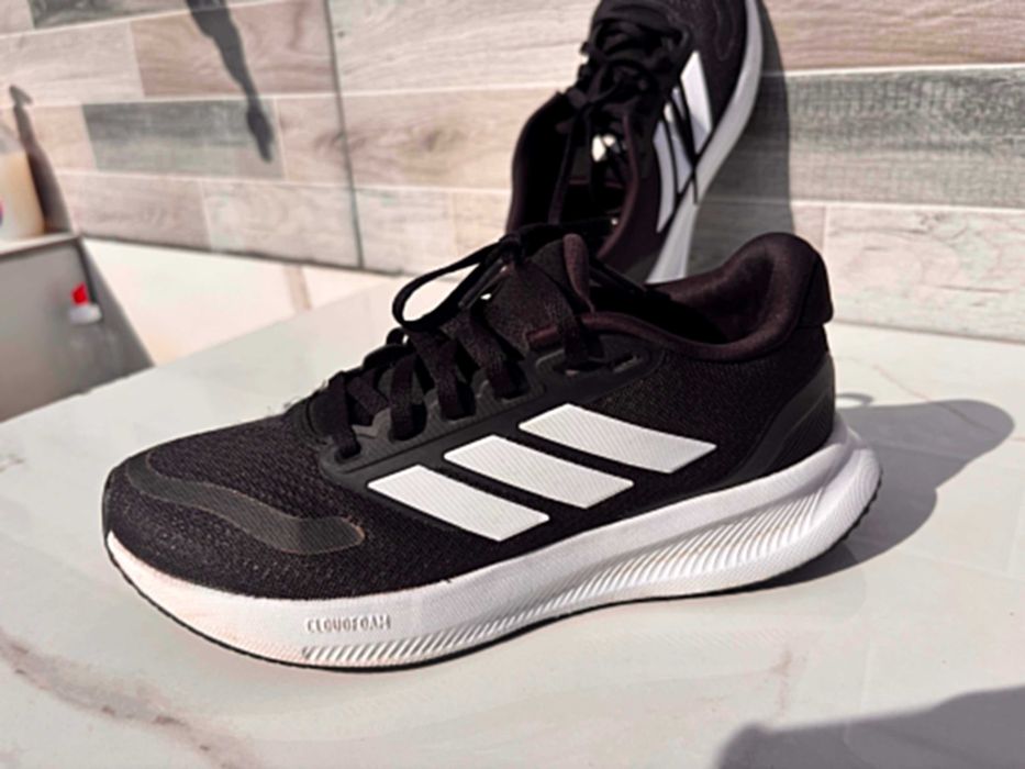 Маратонки Adidas