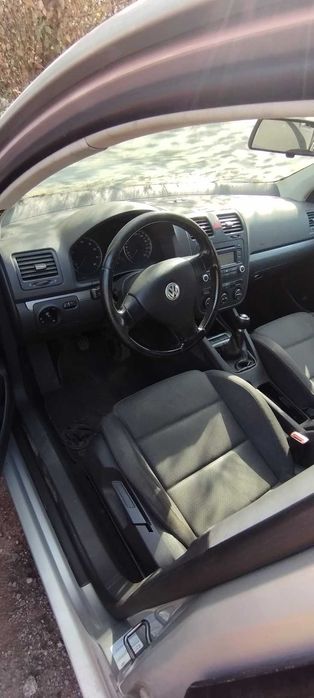 Volkswagen Golf V 1.6 FSI - На Части