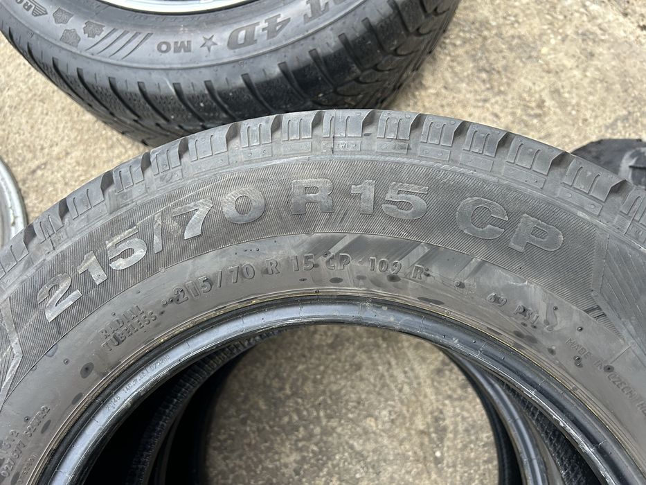 4 летни гуми за бус 215 70 15С continental