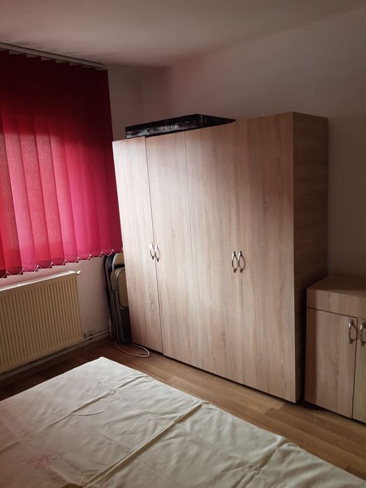 Inchiriez apartament 2 camere
