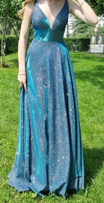 Бална рокля от абитуриентски бал 2024г.