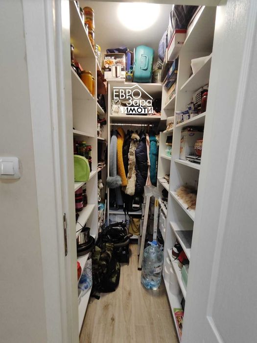 Продава се Тристаен апартамент в Стара Загора, Железник - изток - 89 кв.м за 1742 €/кв.м - Снимка #10