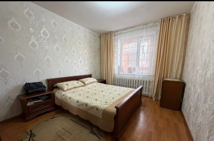 Продам двух комнатную