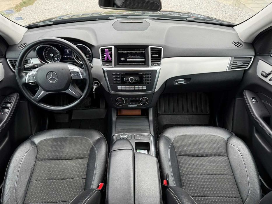 Mercedes-Benz ML 350 Джип Топ състояние