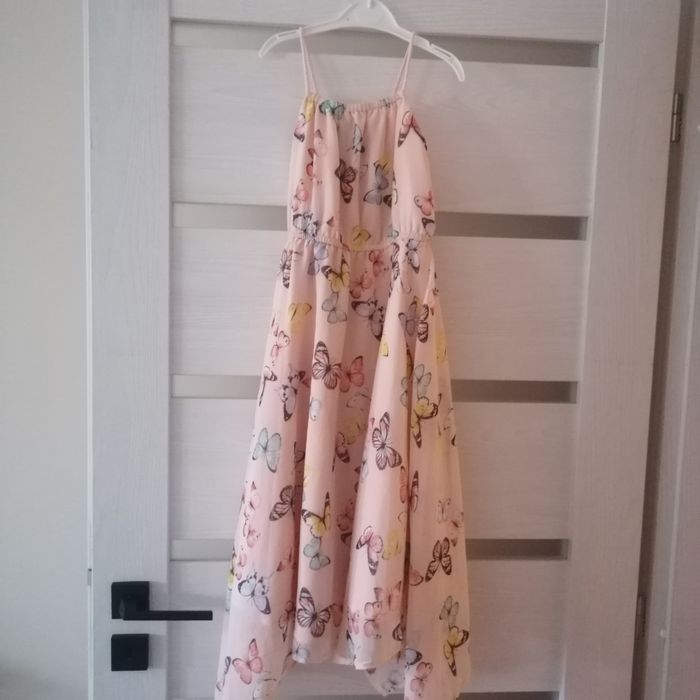 7-8 г рокля H&M уникална