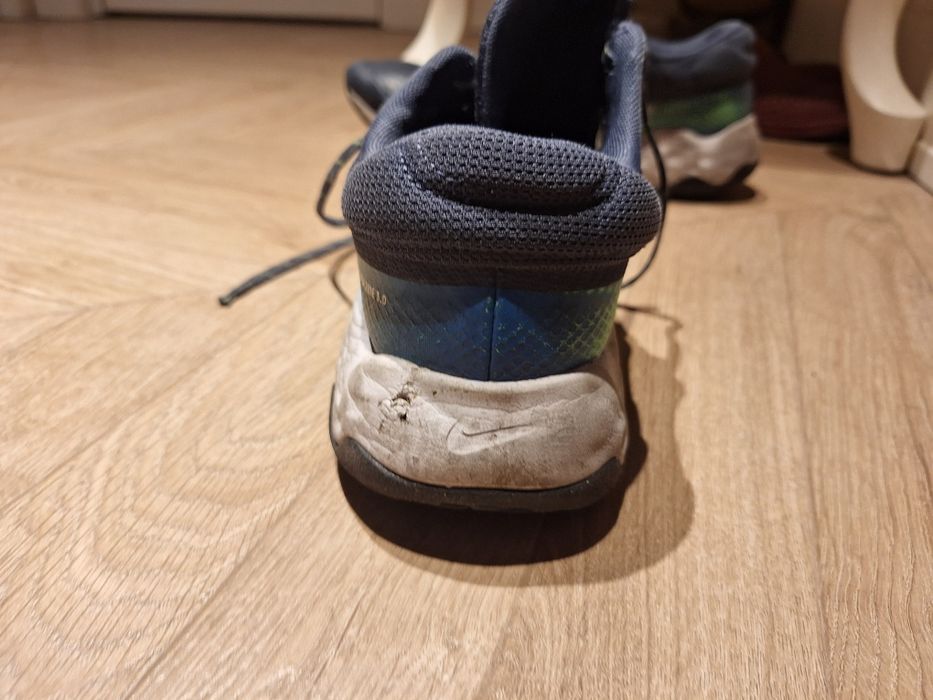 Nike спортивная обувь