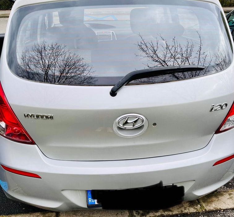 Vând HYUNDAI I 20