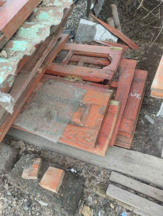 Продам не дорого двери окна