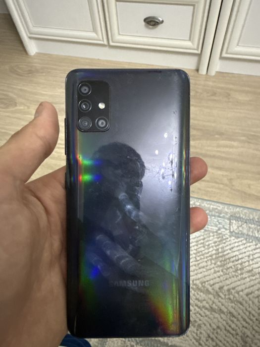Продам самсунг 51