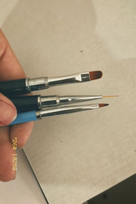 Продаю набор для маникюра