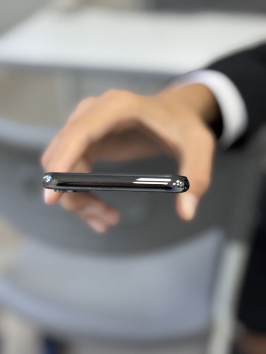 Продам IPhone X 256 GB