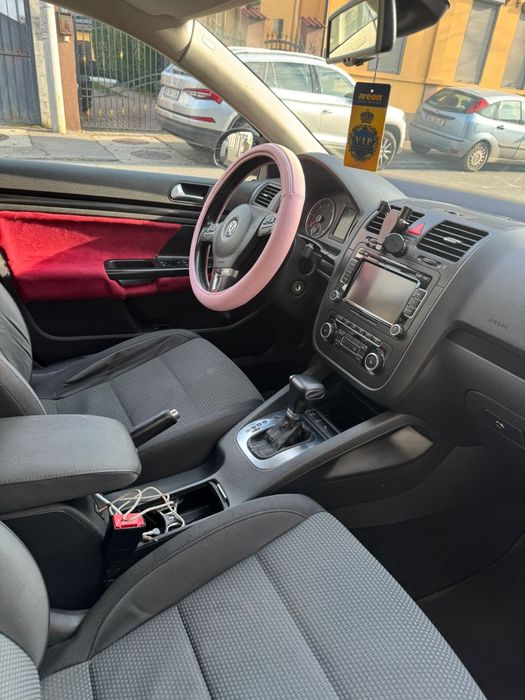 VOLKSWAGEN Jetta 2010 — imagine 4