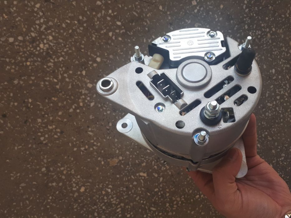 Alternator nou McCormick mc cormick