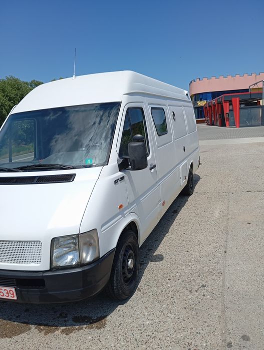 Autorulota Lt35,an fabricație 2000,motor 2,5 diesel,109 c.p.facut Rar.