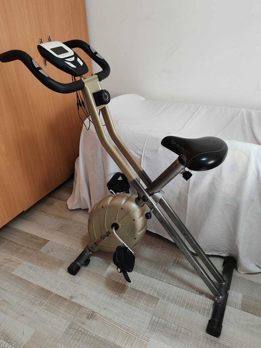 Bicicleta fitness sport cu afisaj, perfect functionala