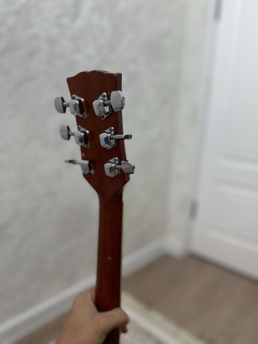 гитара акустикаа