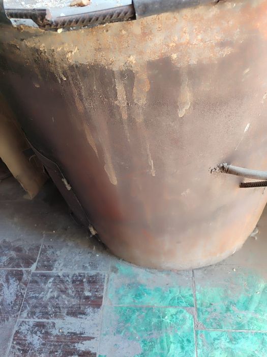 Продам казан с печкой для хозяйство.