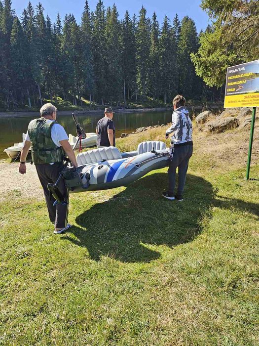 Лодка Intex Excursion 4