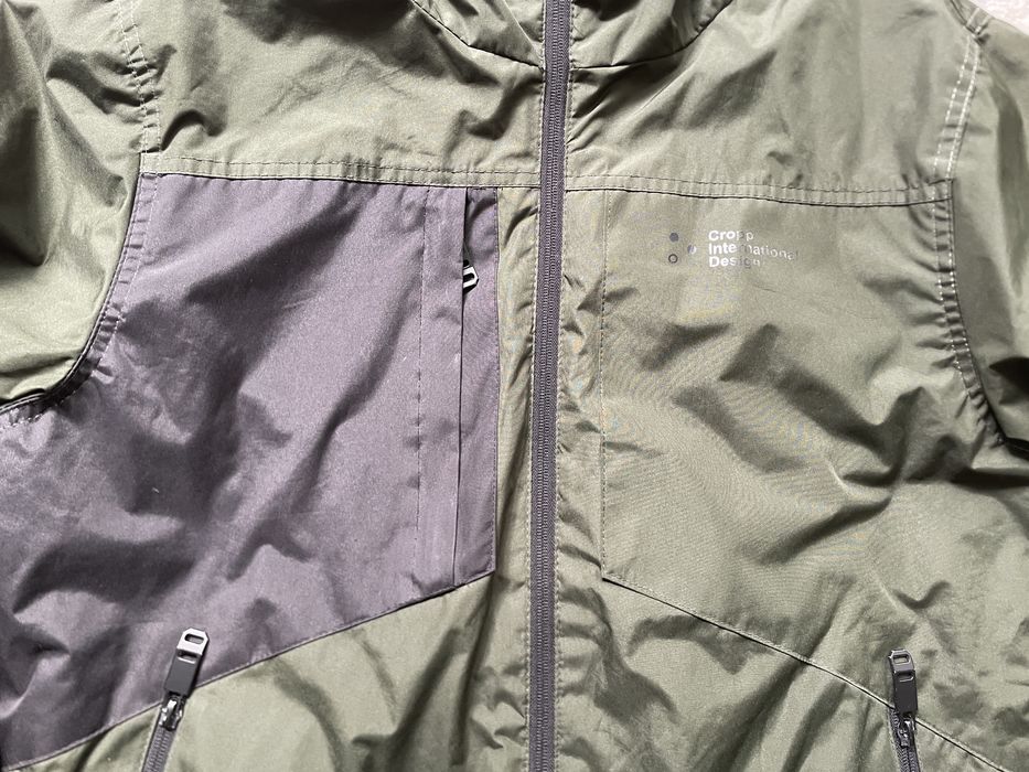 Яке Cropp M топло непромокаемо