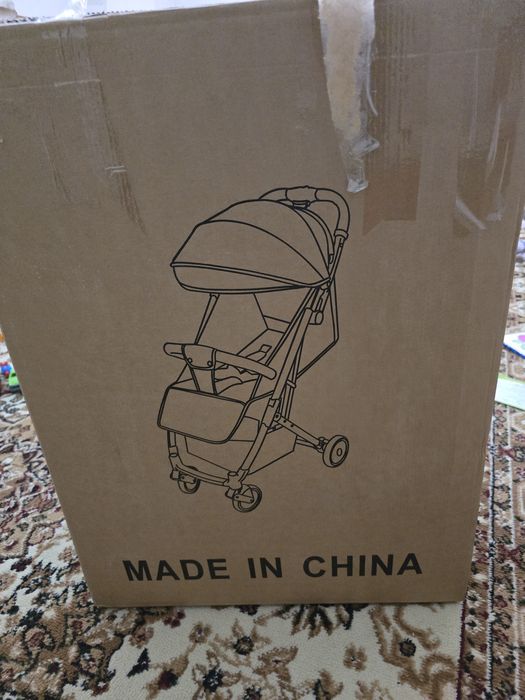 Коляска прогулочная