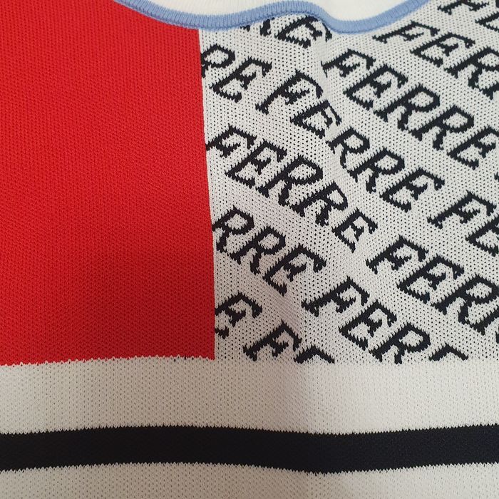 Джемпер от Ferre