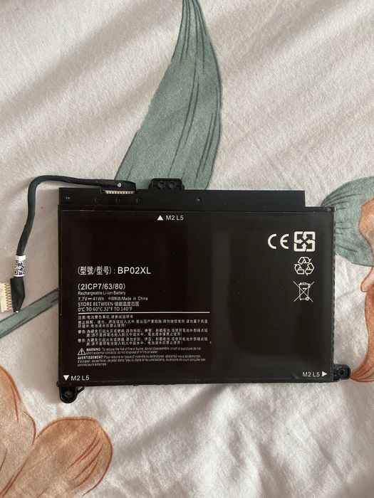 Батарея на ноутбук