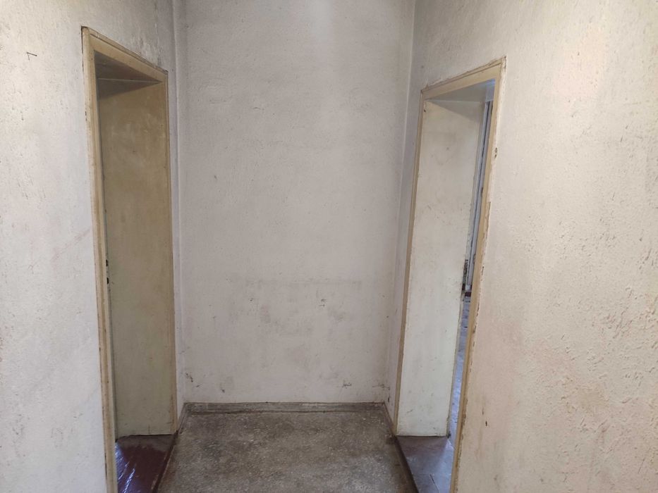 Продава се Етаж от къща в Варна, Цветен квартал - 60 кв.м за 1817 €/кв.м - Снимка #4