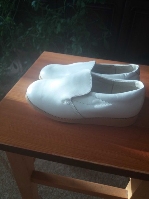 Туфли детские, кожаные, новые