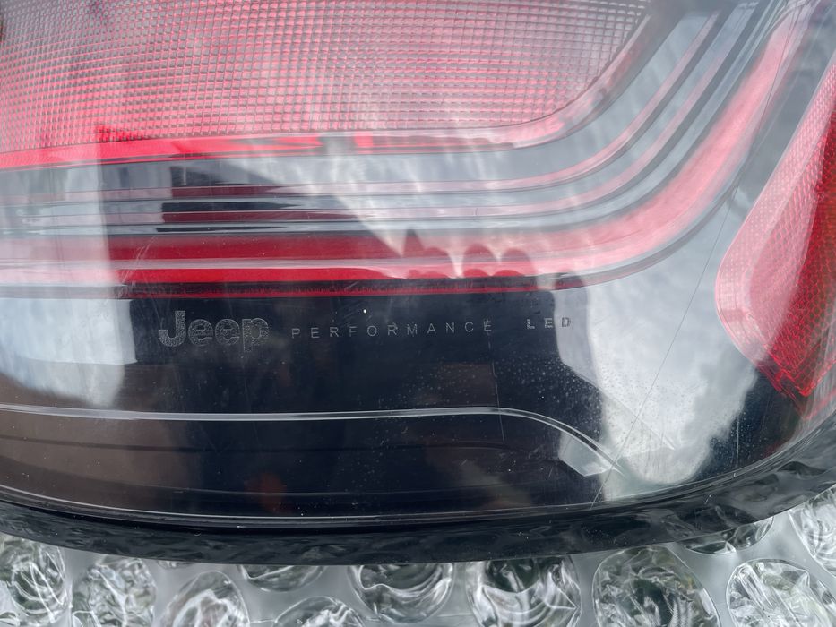 десен стоп  Jeep Compass