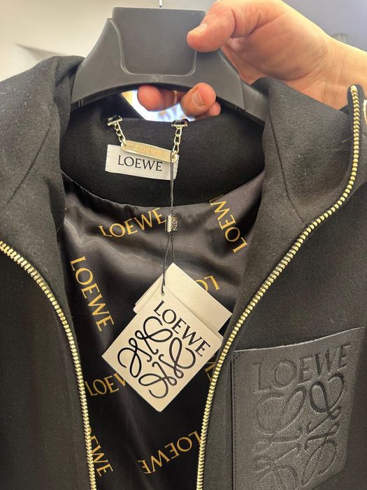 Haina primăvară Loewe