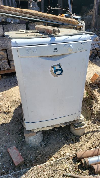 Холодильник посуда мойка