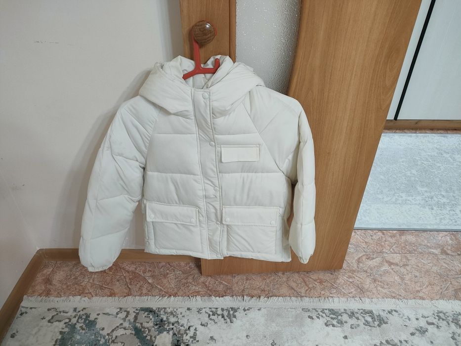 Продам демисезонную куртку