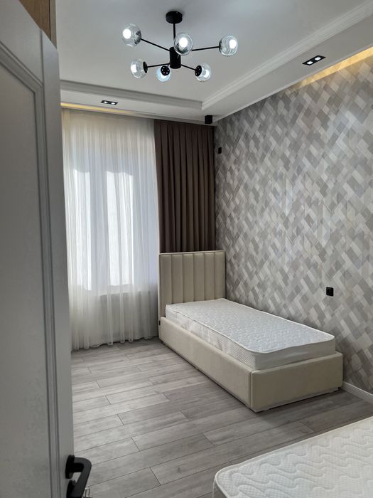 СВОЯ, НИКТО НЕ ЖИЛ НОВАЯ евролюкс 3/4/7 100 кв.м на паркентском!