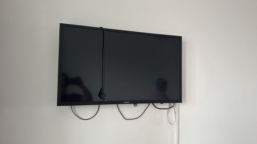 Телевизор 30/18р