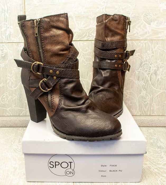 Дамски боти номер 39