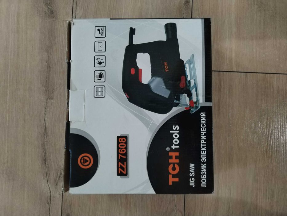 Электролобзик TCH zz7608
