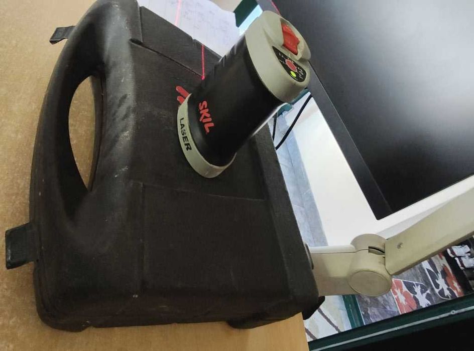 laser nivel cu autonivelare skil