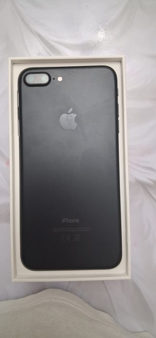 Продается Iphone 7 plus