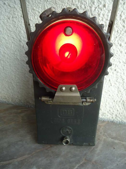 Ретро сигнален фенер