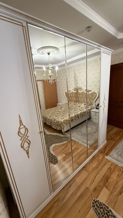 Спальный гарнитур