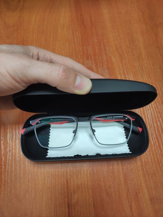 Очила с малък диоптър